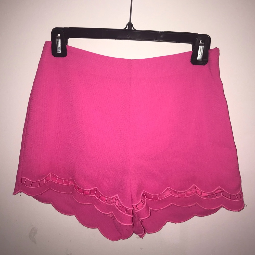 pink shorts